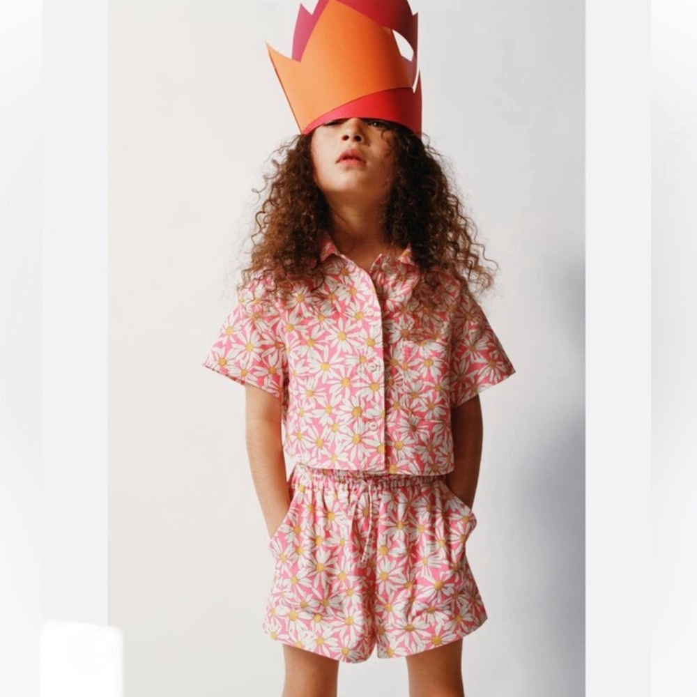 Zara matching daisy set